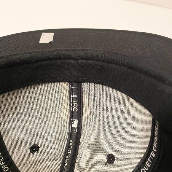 New Era 59Fifty Pittsburg Pirates On The Field Cap Hat Fitted Size 7 1/4 - Picture 15 of 16